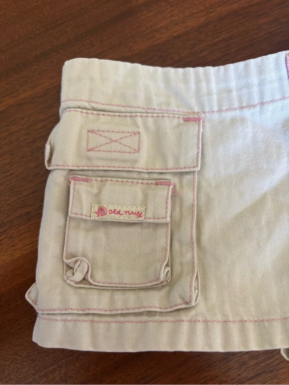 Y2K Old Navy baby Cargo Skort with Pink Belt Accent